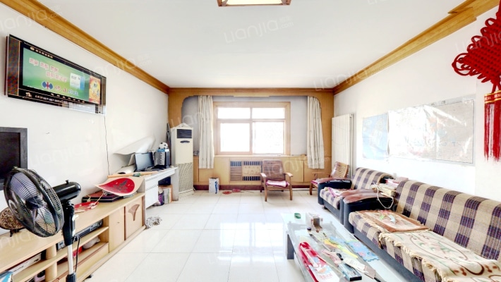 工业局小区二手房实景图