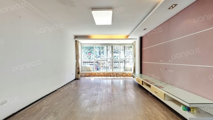 东城雅苑二手房实景图