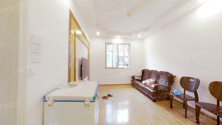 人民路300号二手房实景图