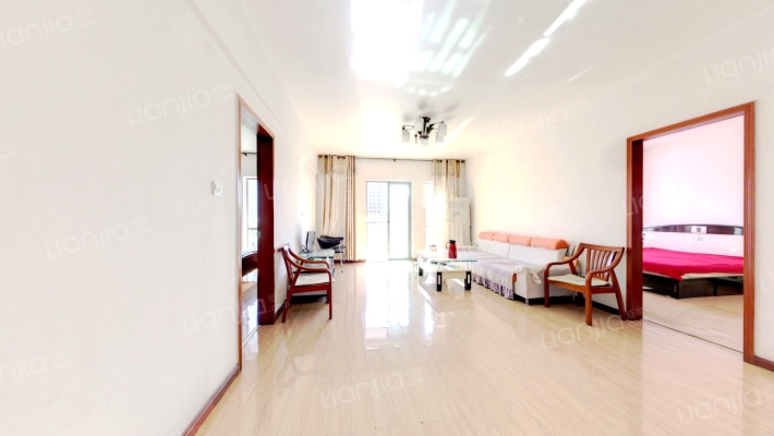 新世界汇豪邸二手房实景图