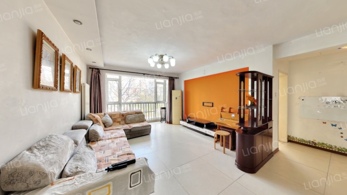 水畔花园二手房实景图