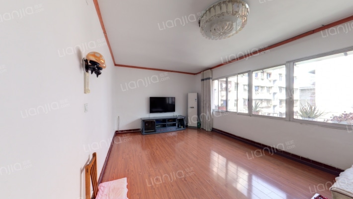 金龙公寓B区二手房实景图