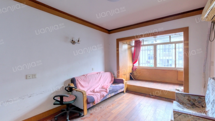 滨江苑社区二手房实景图