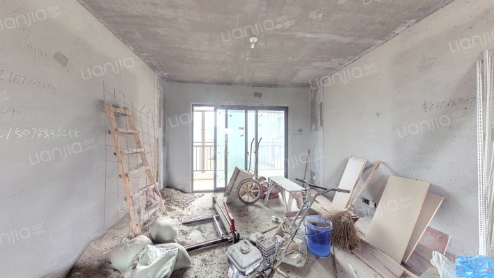 港湘铂玥二手房实景图