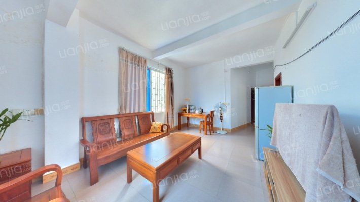 鸿运楼二手房实景图