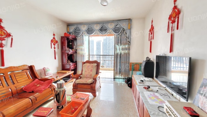 红日江山二手房实景图