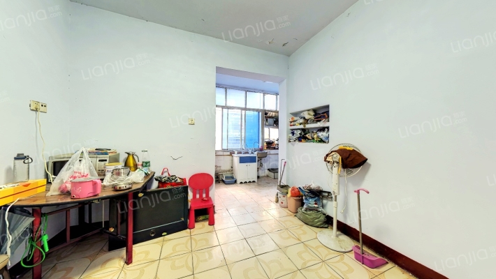 钉丝厂家属院二手房实景图