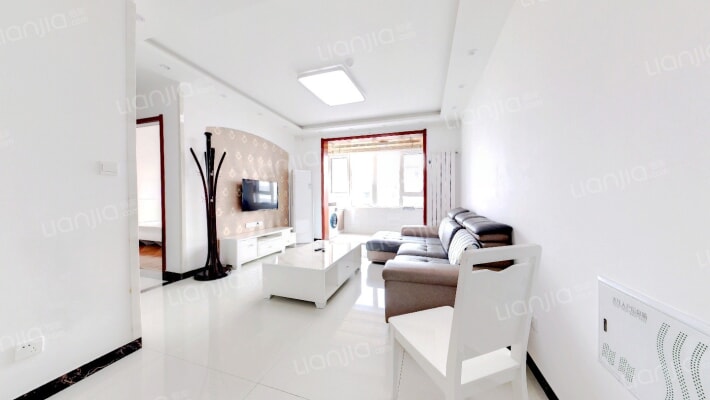 锦绣湖畔二手房实景图