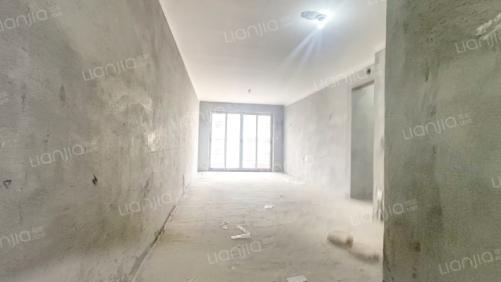恒大翡翠华庭二手房实景图