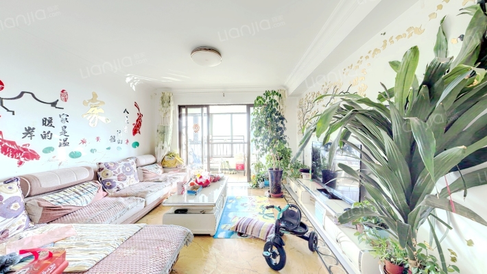 爱丁堡五号院二手房实景图