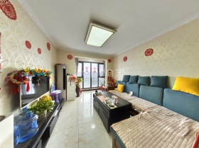 永威小三房！景观龙子湖！好楼层视野！随时看！