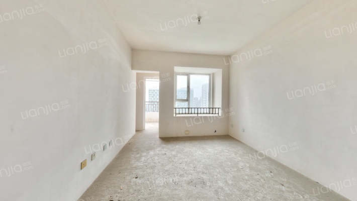 蓝润光华春天B区二手房实景图