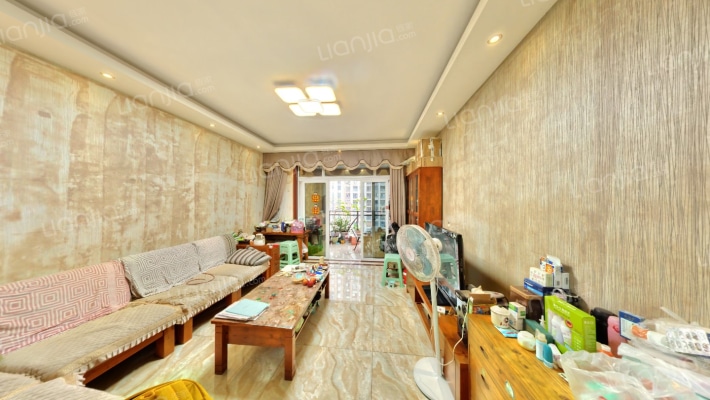 东海阿特豪斯二手房实景图