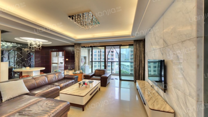 蓝湾国际二手房实景图