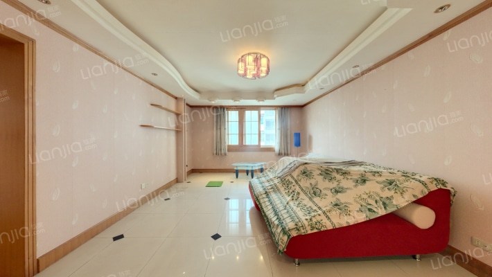 八鴿岩小區二手房实景图