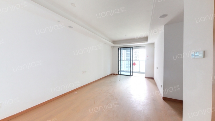 江铃新力臻园二手房实景图