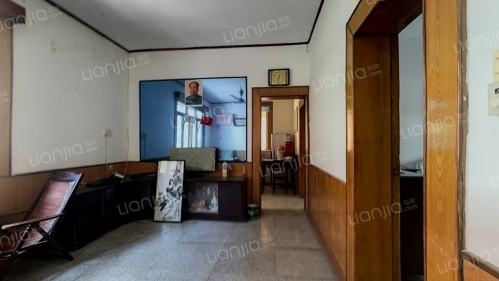 岳阳市商务局德胜路生活区二手房实景图