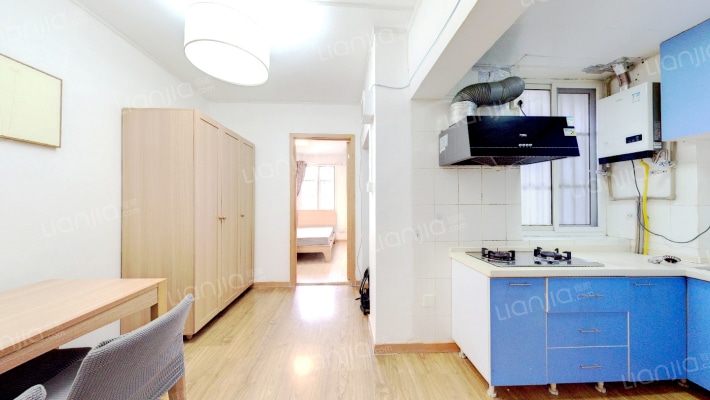 石头城84号二手房实景图