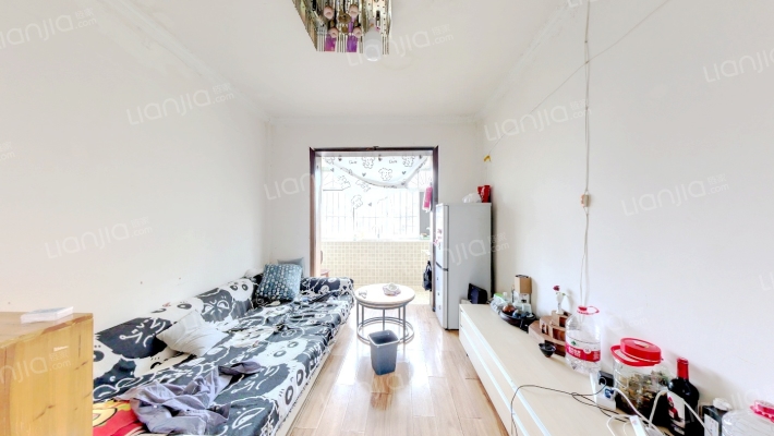 新闻里小区二手房实景图