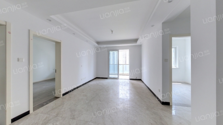 铂金府二手房实景图