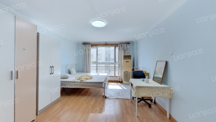 富润家园二手房实景图