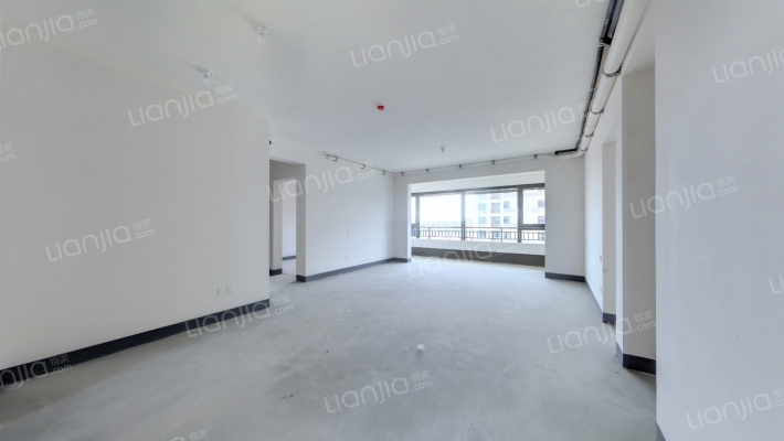 晴翠四季二手房实景图