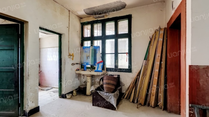 光明新村二手房实景图