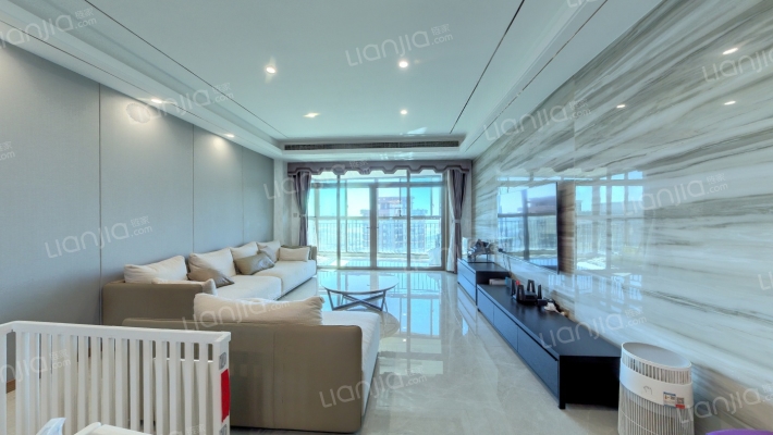 藏龙御景二手房实景图