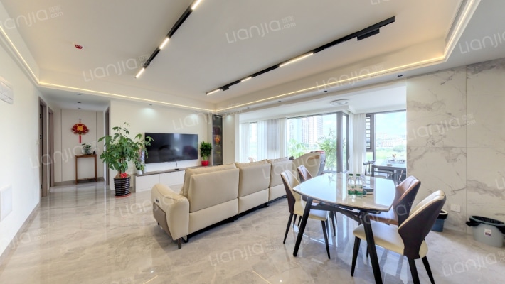 融创九熙府四期二手房实景图