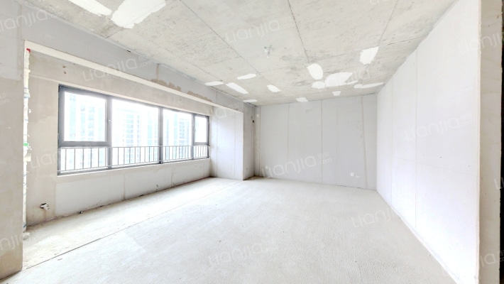 融创翡丽壹號二手房实景图