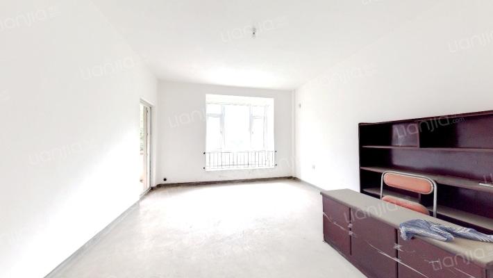 大华南湖公园世家二期二手房实景图