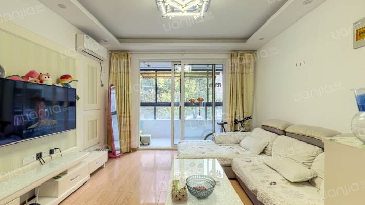 冠城大通蓝郡二手房实景图