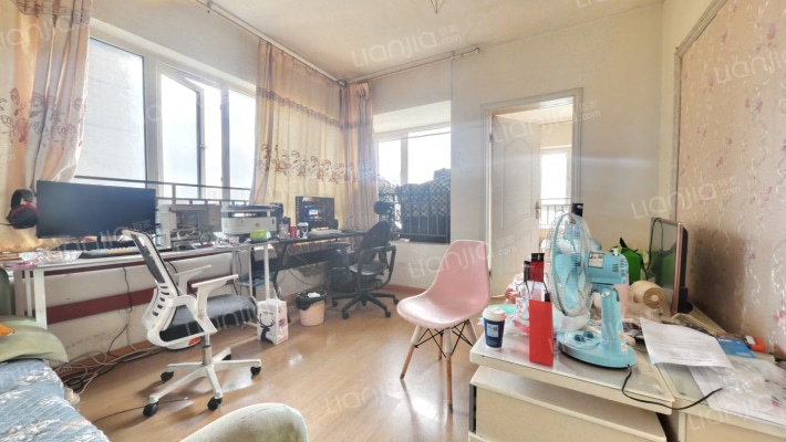 蓝光乐彩城二期二手房实景图