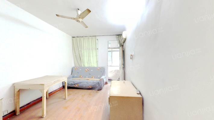 跃进路4号二手房实景图