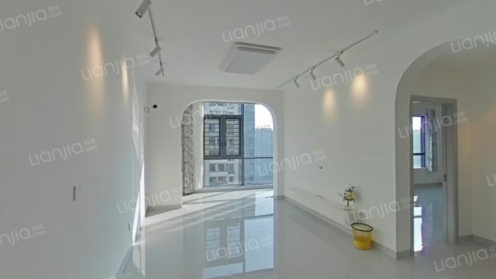 华远万江时代之光二手房实景图