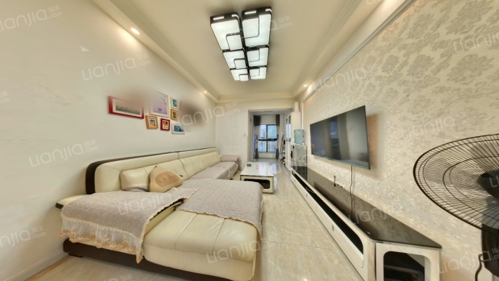 天府逸家二期二手房实景图