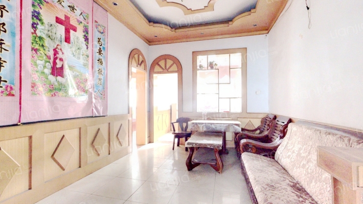 襄州区经济和信息化局米公路家属院二手房实景图