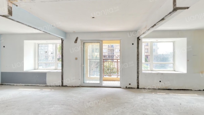 优优华府二手房实景图