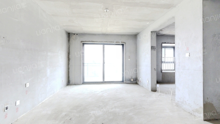 中船·翠湖名邸二手房实景图