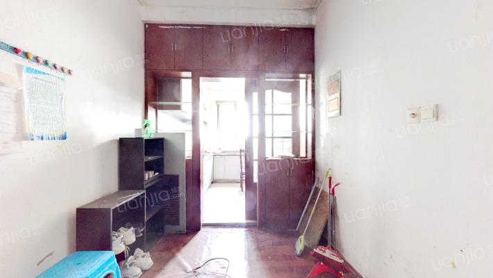 华盛六园二手房实景图