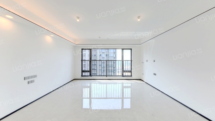 保利国贸沁原二手房实景图