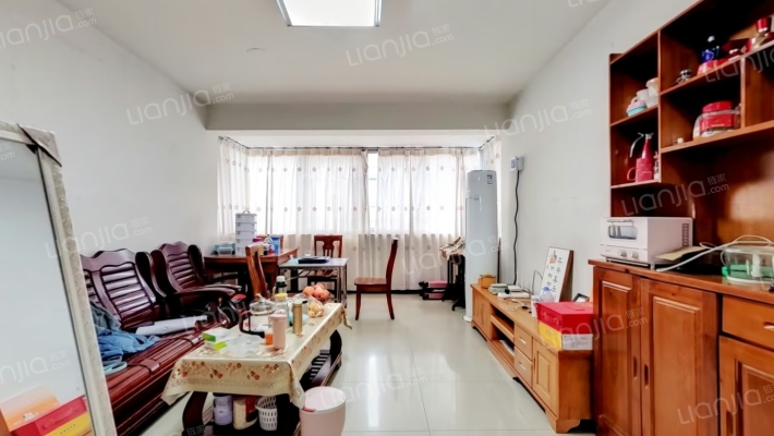 广西建工集团四公司职工住宅二手房实景图