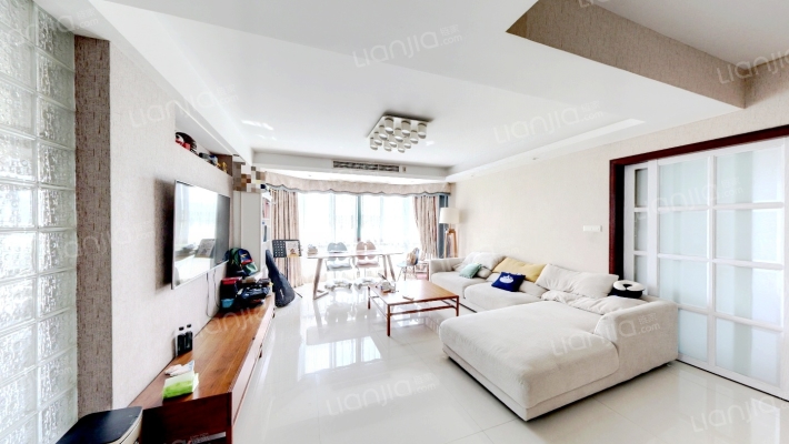 维也纳皇家花园二手房实景图