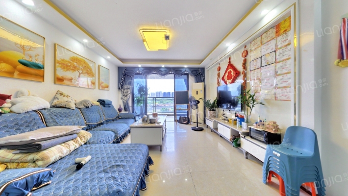 清新湖景湾二手房实景图