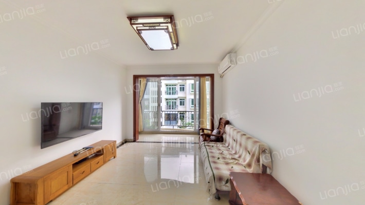 卓达热带雨林椰风苑二手房实景图