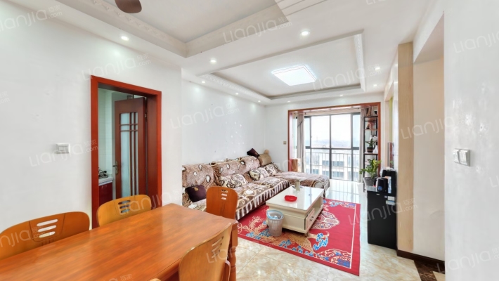 傲城二手房实景图