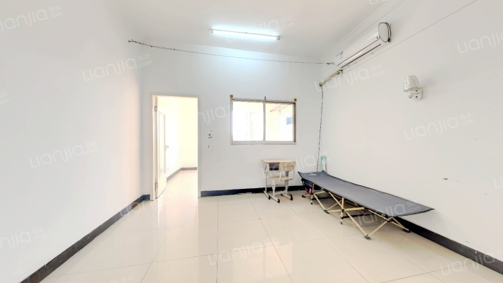 江南商厦二手房实景图