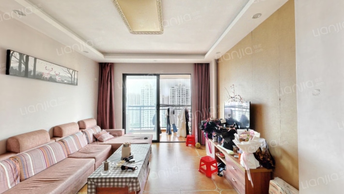 蓝海名都二手房实景图
