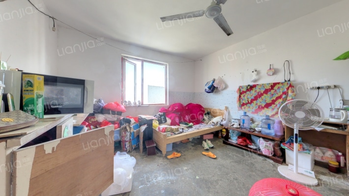 绿景苑港东名居二期二手房实景图