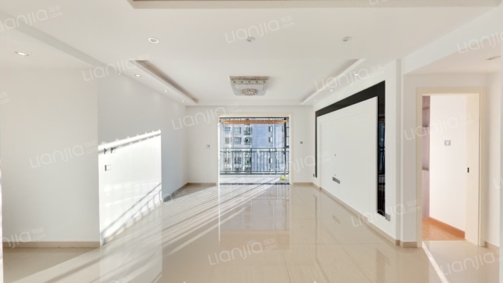 假日城市二手房实景图